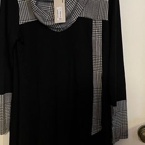 Furnex Woman’s Long Sleeve Cowl Neck Tunic